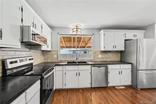 966 E 8th Ave, Broomfield, CO 80020 - Photo 9