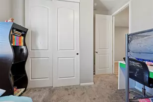 10571 Yosemite St, Commerce City, CO 80640 - Photo 5