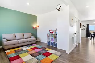 201 Raven Ln, Johnstown, CO 80534 - Photo 5