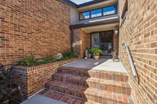 2777 S Elmira St, Denver, CO 80231 - Photo 3