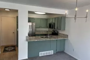 2142 Meadow Ct, Longmont, CO 80501 - Photo 3