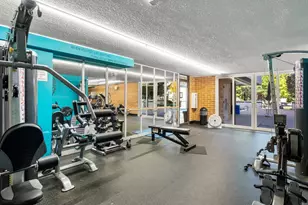 2835 S Monaco Parkway, Denver, CO 80222 - Photo 19