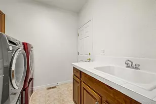 760 Ridgemont Cir, Highlands Ranch, CO 80126 - Photo 33