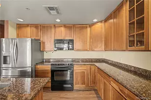 275 S Harrison St, Denver, CO 80209 - Photo 11