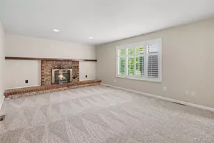 5406 S Rifle Ct, Centennial, CO 80015 - Photo 5