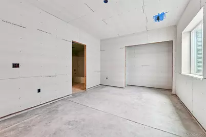 129 S Waterloo Street, Aurora, CO 80018 - Photo 29