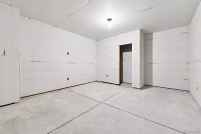 129 S Waterloo Street, Aurora, CO 80018 - Photo 31