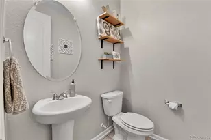 5967 S Langdale Ct, Aurora, CO 80016 - Photo 43