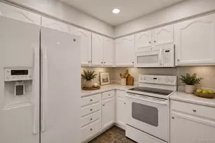23510 Alamo Pl, Aurora, CO 80016 - Photo 17