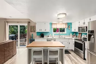 10250 W Saratoga Pl, Littleton, CO 80127 - Photo 11