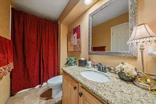 20273 E Lake Cir, Centennial, CO 80016 - Photo 17