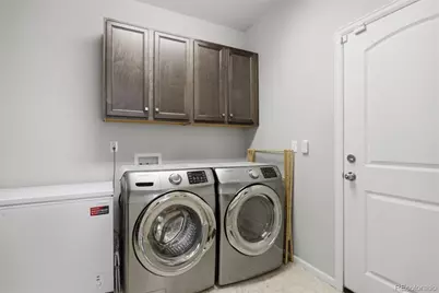 19037 Randolph Place, Denver, CO 80249 - Photo 23