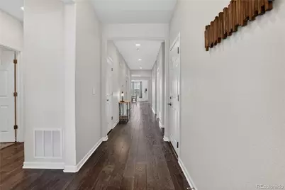 7242 S Old Hammer Court, Aurora, CO 80016 - Photo 3