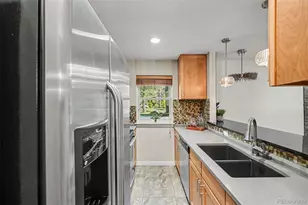 9727 E Peakview Ave, Englewood, CO 80111 - Photo 7
