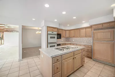 11802 W 77th Drive, Arvada, CO 80005 - Photo 9