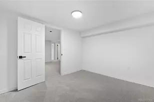 587 Ursula St, Aurora, CO 80011 - Photo 29