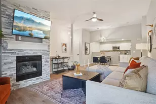 4271 S Blackhawk Cir, Aurora, CO 80014 - Photo 3