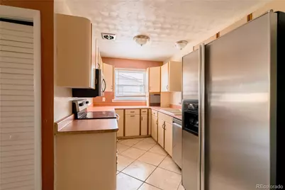 2021 Lynwood Lane, Pueblo, CO 81005 - Photo 9