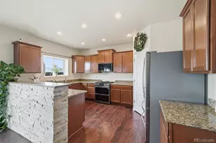 9598 Dahlia Ln, Thornton, CO 80229 - Photo 3