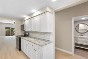 4250 S Olive St, Denver, CO 80237 - Photo 9