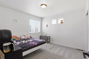 21845 E 44th Pl, Aurora, CO 80019 - Photo 11