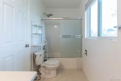 19542 E 19th Place, Aurora, CO 80011 - Photo 17