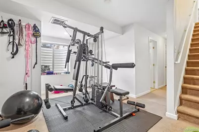 20401 E Chenango Place, Aurora, CO 80015 - Photo 15