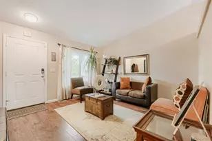 15698 E 51st Dr, Denver, CO 80239 - Photo 7