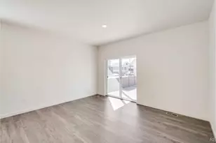 393 N Amory St, Watkins, CO 80137 - Photo 9