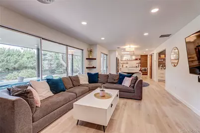 3981 S Hillcrest Drive, Denver, CO 80237 - Photo 23