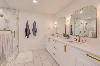 3981 S Hillcrest Drive, Denver, CO 80237 - Photo 41