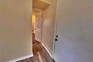 220 Mount View Ln, Colorado Springs, CO 80907 - Photo 15