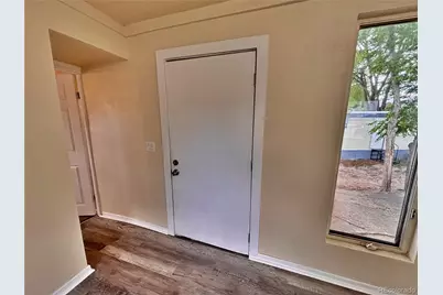 220 Mount View Lane, Colorado Springs, CO 80907 - Photo 9