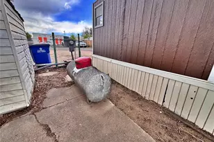 220 Mount View Ln, Colorado Springs, CO 80907 - Photo 5