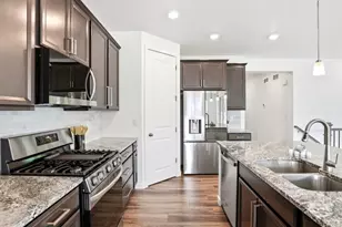 982 Highpoint Trl, Elizabeth, CO 80107 - Photo 5