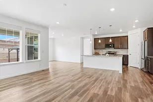 982 Highpoint Trl, Elizabeth, CO 80107 - Photo 9