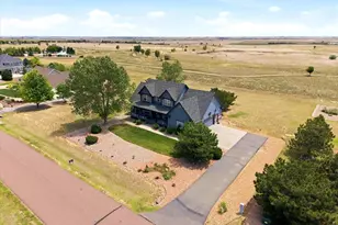 740 Green Gables Way, Bennett, CO 80102 - Photo 3