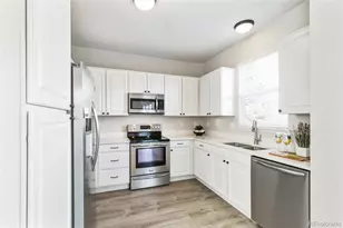 299 W Jamison Cir, Littleton, CO 80120 - Photo 9