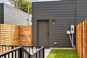 800 Dahlia St, Denver, CO 80220 - Photo 29