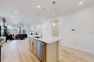 26 S Undergrove St, Aurora, CO 80018 - Photo 7