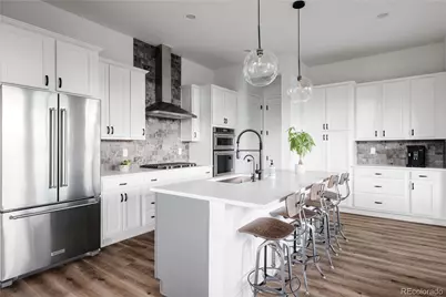 6010 N Perth Street, Aurora, CO 80019 - Photo 3