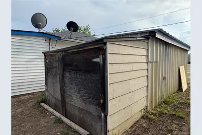 10 N Stewart Street, Keenesburg, CO 80643 - Photo 33