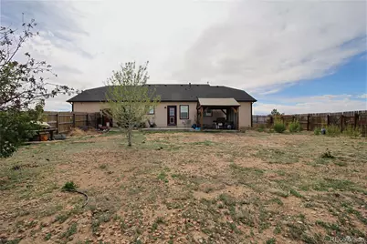14860 Avery Way, Keenesburg, CO 80643 - Photo 17