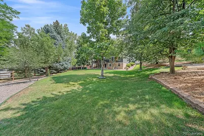 9885 W Aqueduct Place, Littleton, CO 80123 - Photo 31
