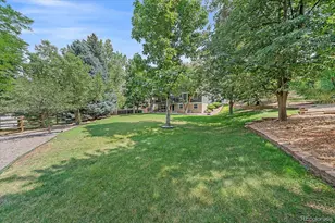 9885 W Aqueduct Pl, Littleton, CO 80123 - Photo 31