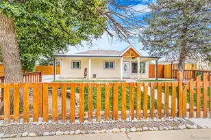 884 Vaughn St, Aurora, CO 80011 - Photo 3