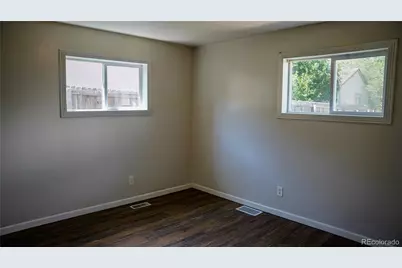 909 Meade Street, Denver, CO 80204 - Photo 9