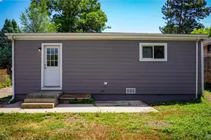 909 Meade St, Denver, CO 80204 - Photo 11