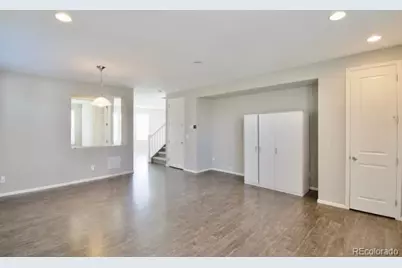 2082 S Cathay Way, Aurora, CO 80013 - Photo 7