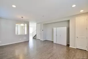 2082 S Cathay Way, Aurora, CO 80013 - Photo 7